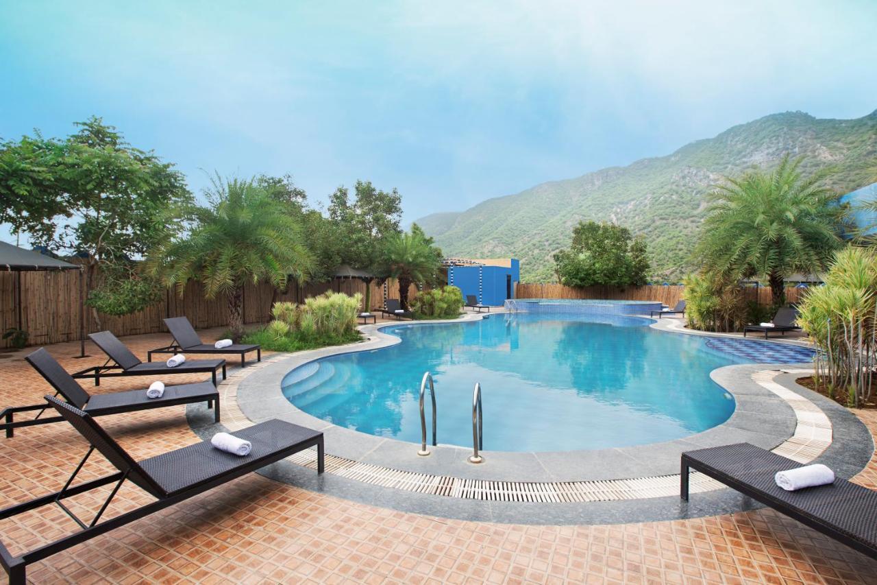 Serene Aravali Resort, Пушкар Екстериор снимка