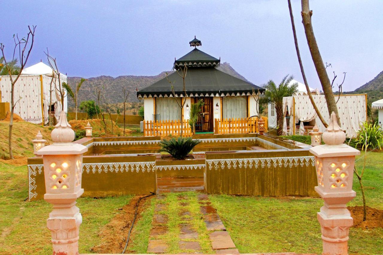 Serene Aravali Resort, Пушкар Екстериор снимка