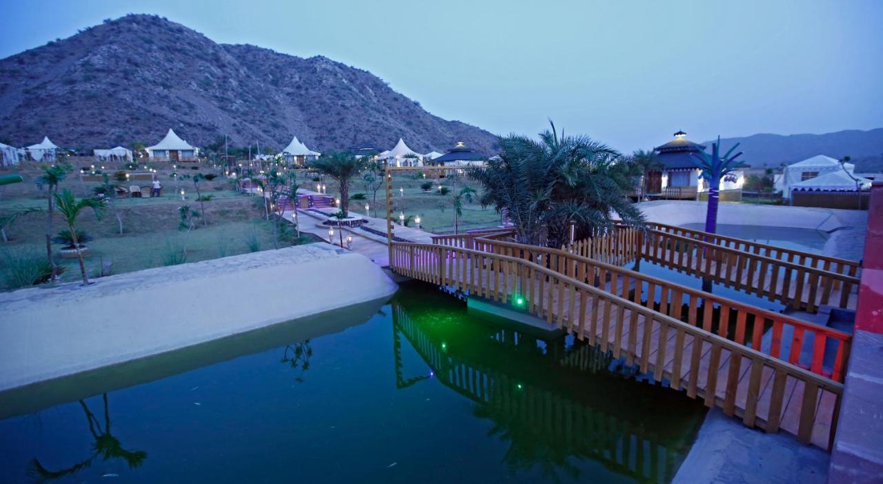 Serene Aravali Resort, Пушкар Екстериор снимка