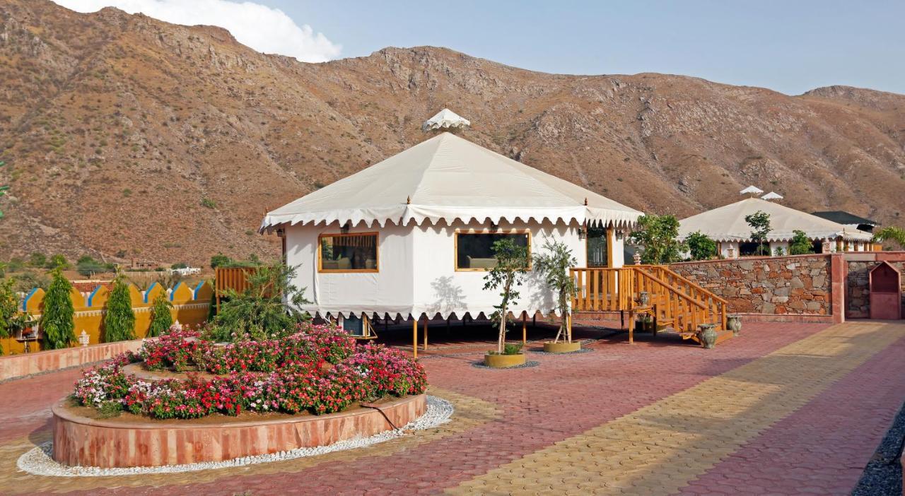 Serene Aravali Resort, Пушкар Екстериор снимка